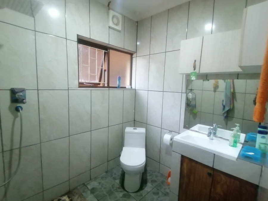 4 Bedroom Property for Sale in Panorama KwaZulu-Natal