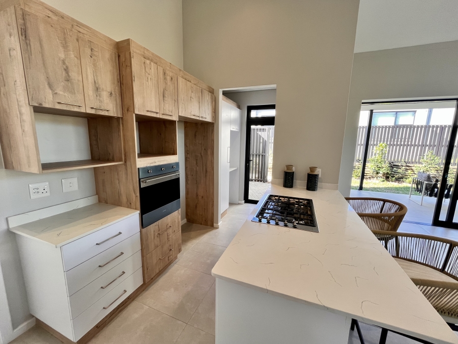 To Let 4 Bedroom Property for Rent in Elaleni Coastal Forest Estate KwaZulu-Natal