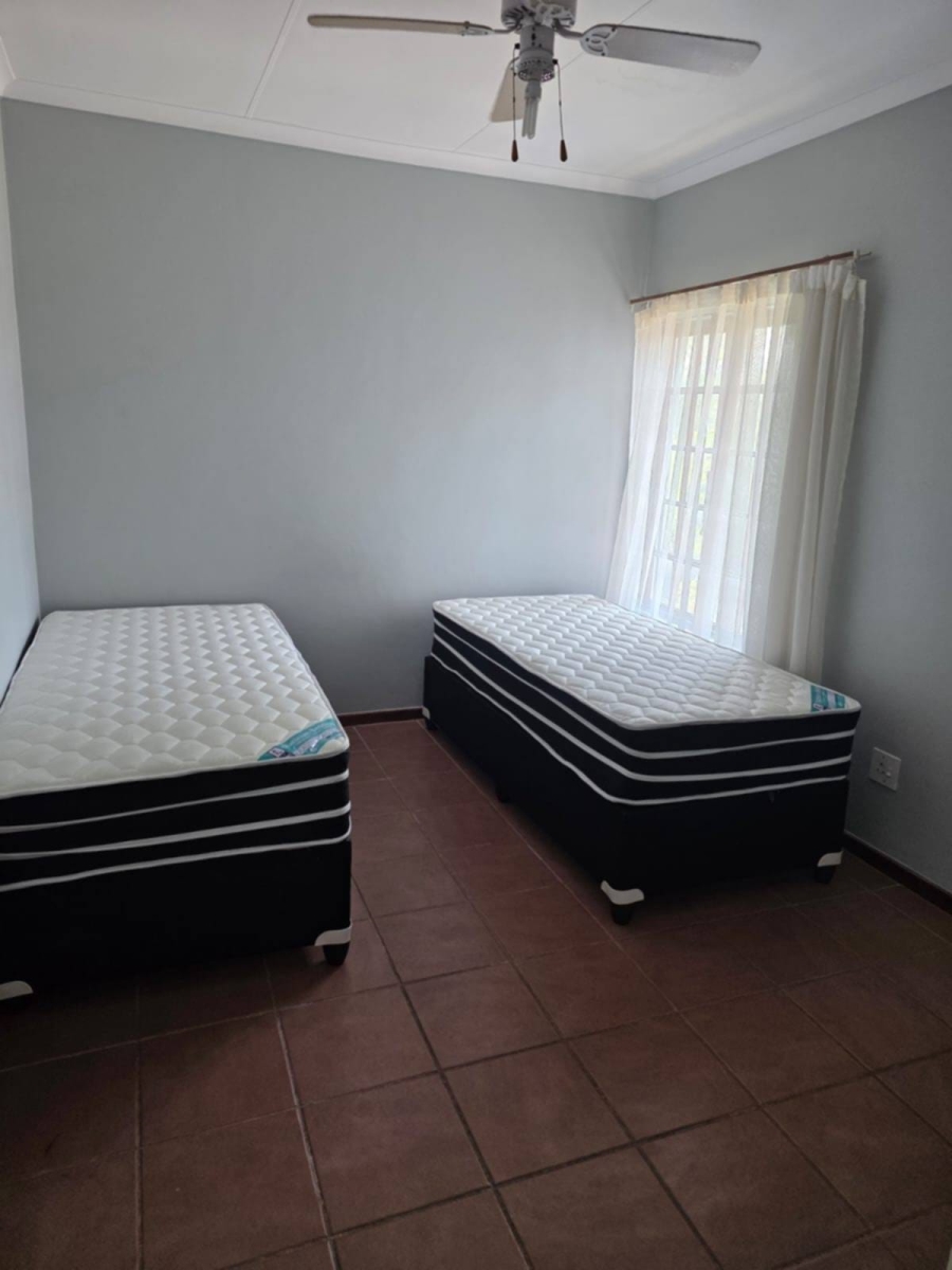 To Let 2 Bedroom Property for Rent in Scottsville KwaZulu-Natal