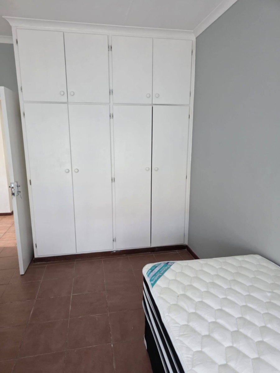 To Let 2 Bedroom Property for Rent in Scottsville KwaZulu-Natal