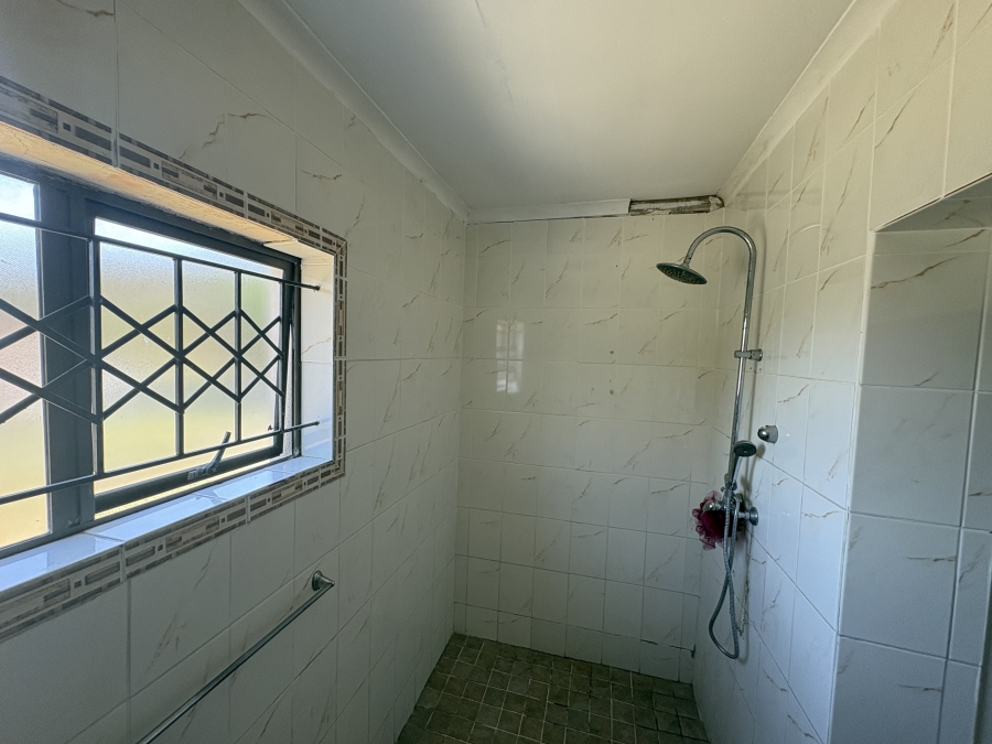 To Let 3 Bedroom Property for Rent in Doon Heights KwaZulu-Natal