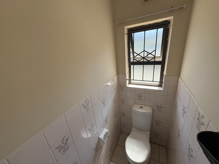 To Let 3 Bedroom Property for Rent in Doon Heights KwaZulu-Natal