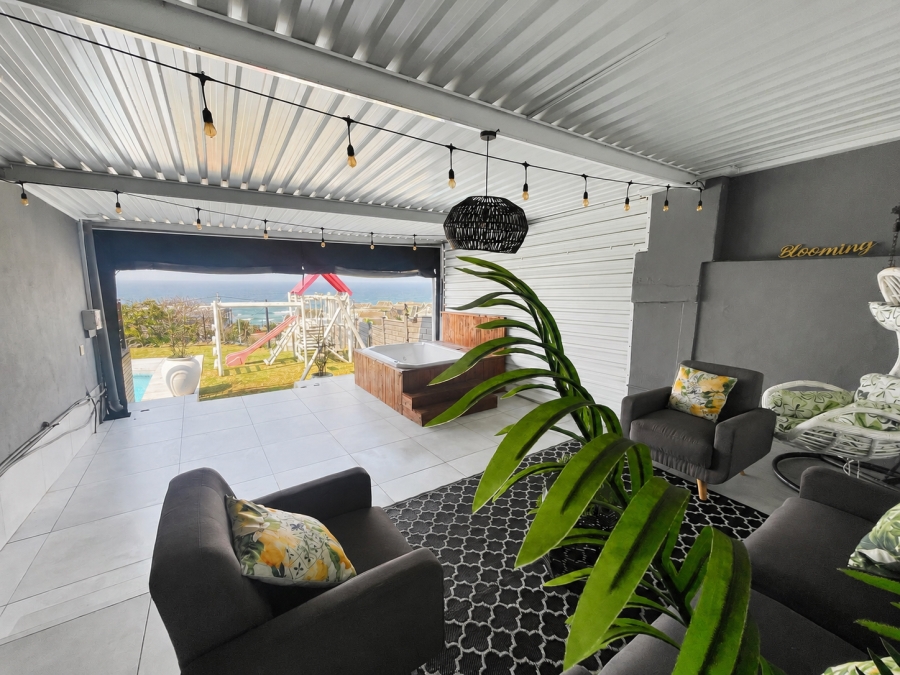 5 Bedroom Property for Sale in Ocean View KwaZulu-Natal