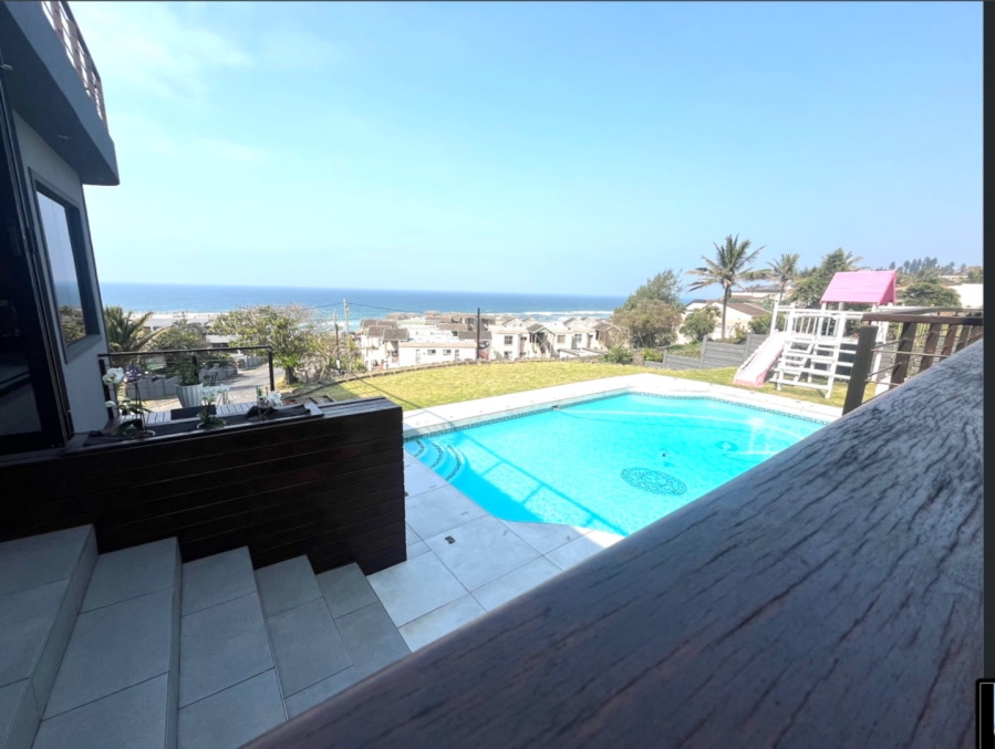 5 Bedroom Property for Sale in Ocean View KwaZulu-Natal