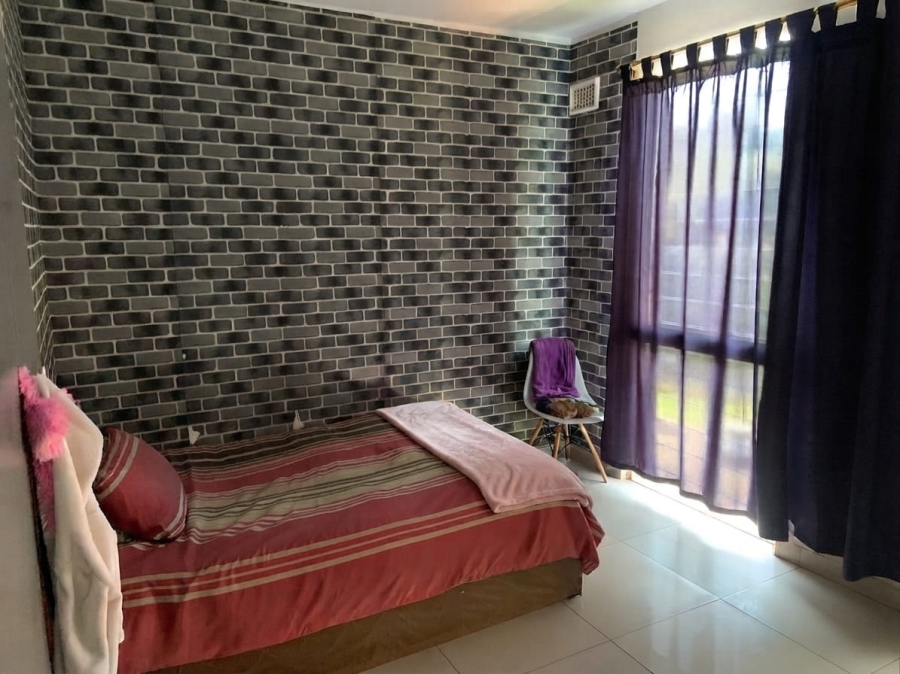 2 Bedroom Property for Sale in New Germany KwaZulu-Natal