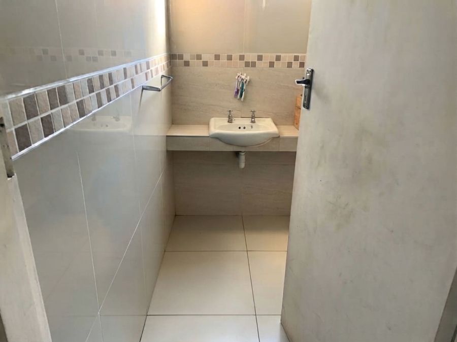 2 Bedroom Property for Sale in New Germany KwaZulu-Natal