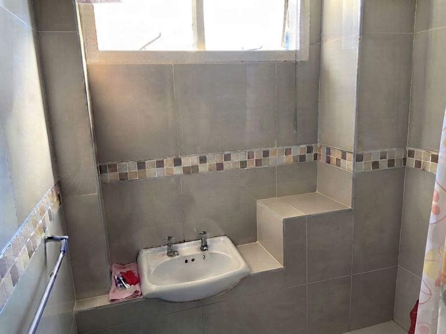 2 Bedroom Property for Sale in New Germany KwaZulu-Natal