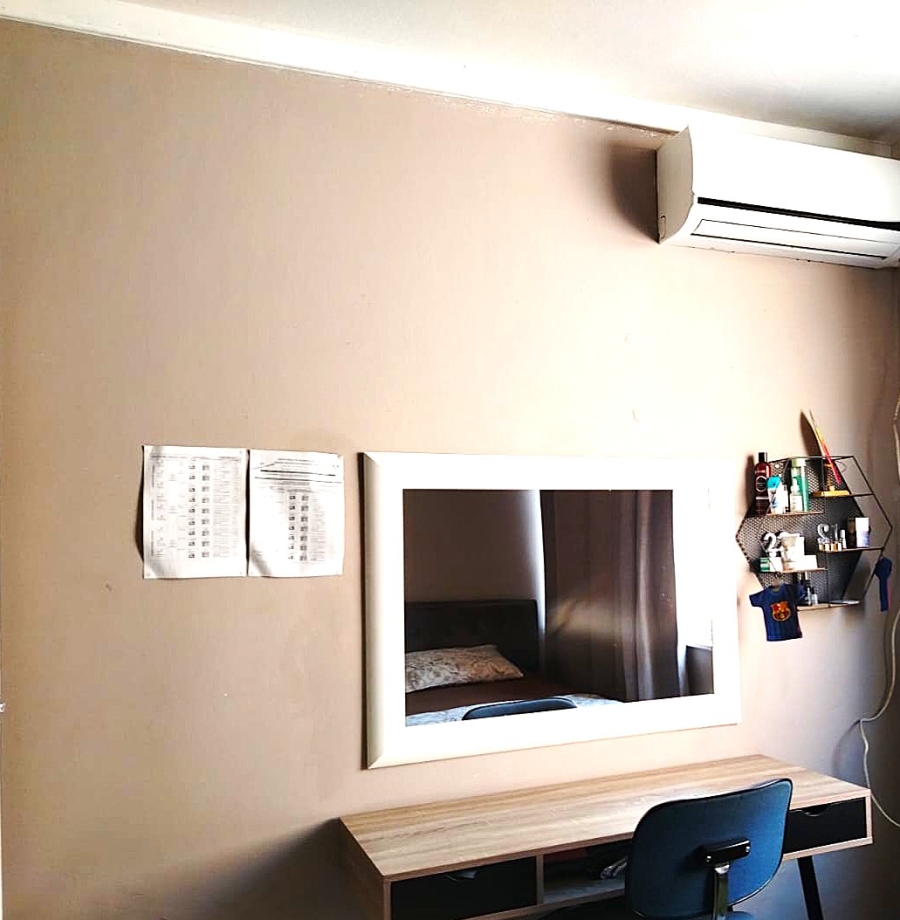 4 Bedroom Property for Sale in Reservoir Hills KwaZulu-Natal