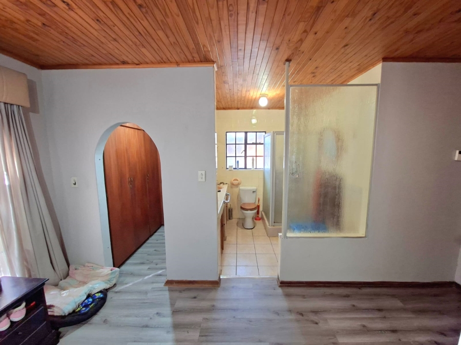 3 Bedroom Property for Sale in Schuinshoogte KwaZulu-Natal