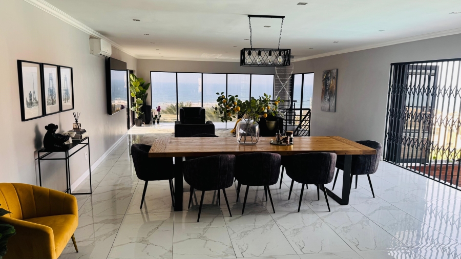 5 Bedroom Property for Sale in Bluff KwaZulu-Natal