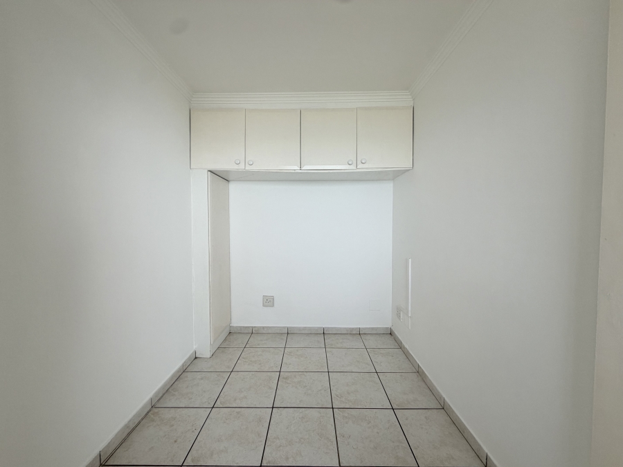 To Let 2 Bedroom Property for Rent in Westbrook KwaZulu-Natal