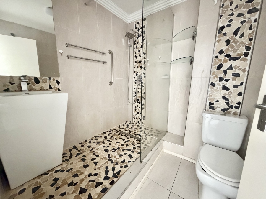 To Let 2 Bedroom Property for Rent in Westbrook KwaZulu-Natal