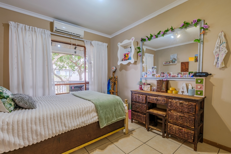 3 Bedroom Property for Sale in Wakenshaw Estate KwaZulu-Natal