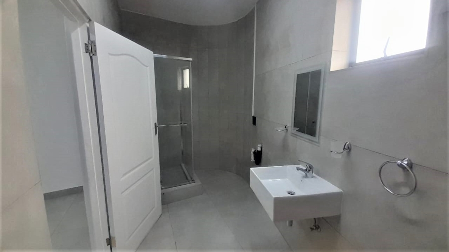 1 Bedroom Property for Sale in Arena Park KwaZulu-Natal