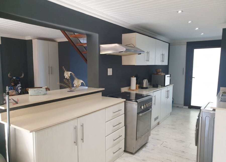 3 Bedroom Property for Sale in Westbrook KwaZulu-Natal