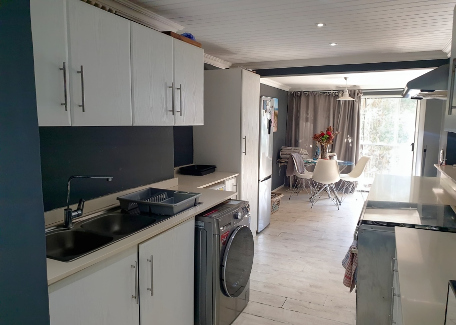 3 Bedroom Property for Sale in Westbrook KwaZulu-Natal