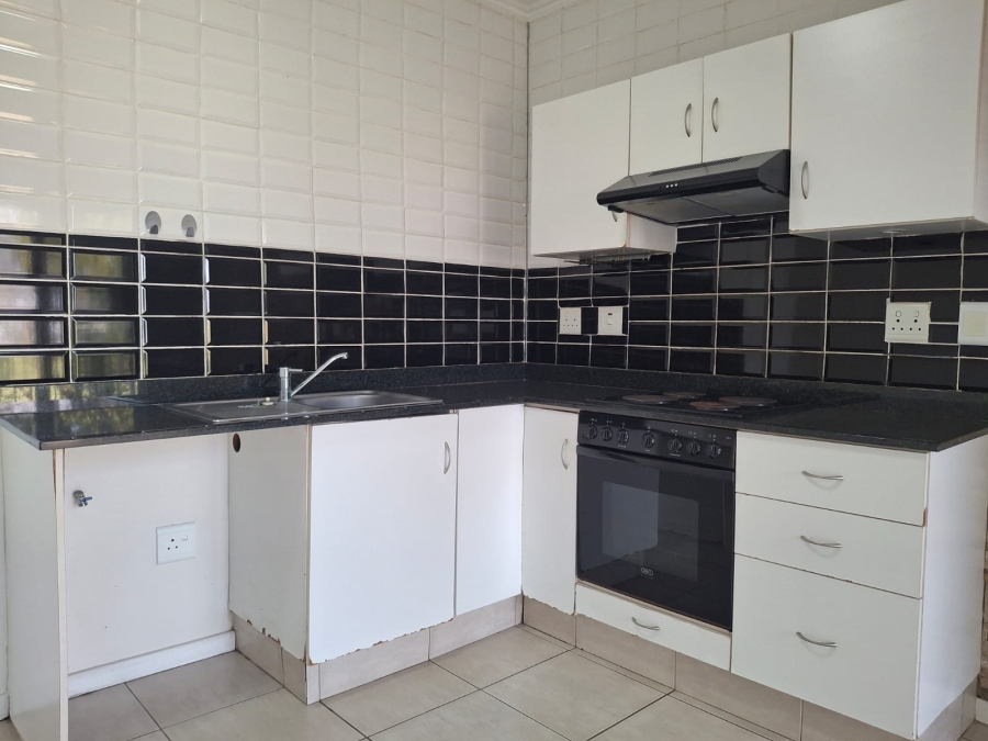 2 Bedroom Property for Sale in Manor Estates KwaZulu-Natal
