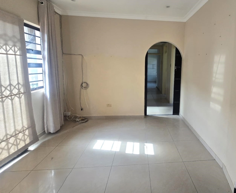 To Let 3 Bedroom Property for Rent in Durban North KwaZulu-Natal
