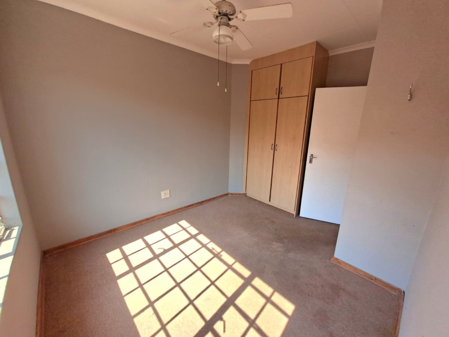 To Let 3 Bedroom Property for Rent in Huttenheights KwaZulu-Natal