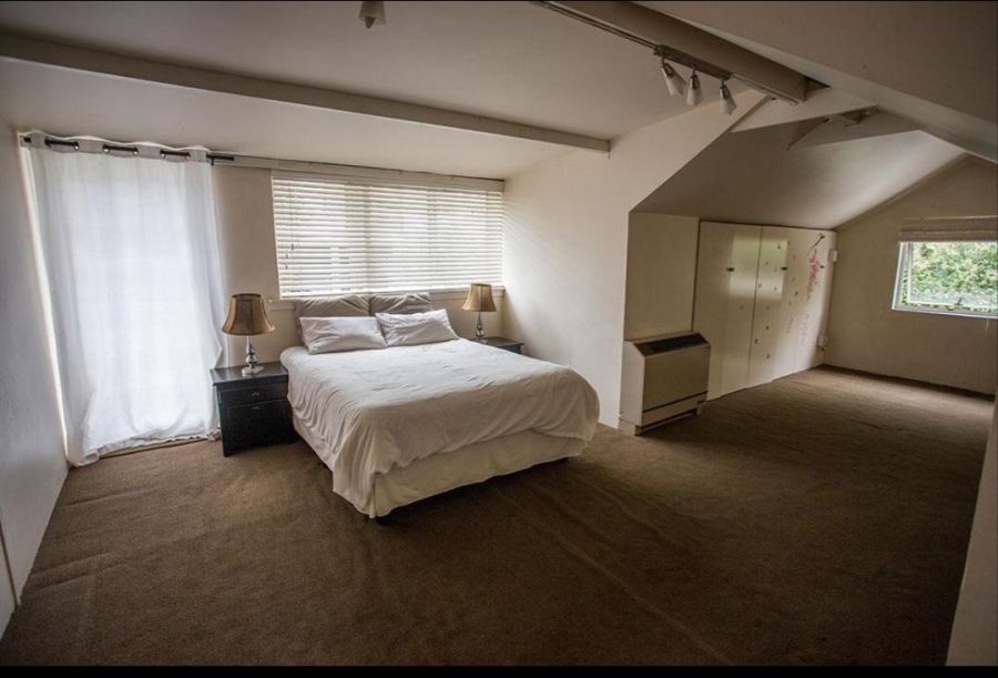 5 Bedroom Property for Sale in Glenwood KwaZulu-Natal