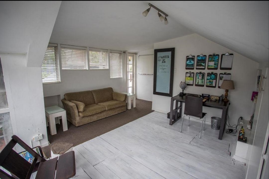 5 Bedroom Property for Sale in Glenwood KwaZulu-Natal