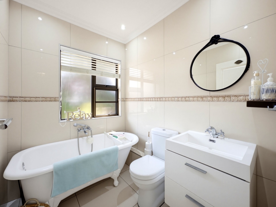 3 Bedroom Property for Sale in Willard Beach KwaZulu-Natal