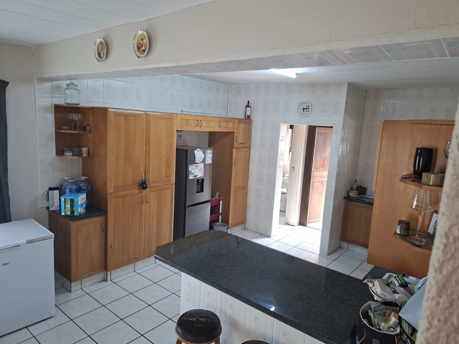 3 Bedroom Property for Sale in Uvongo Beach KwaZulu-Natal