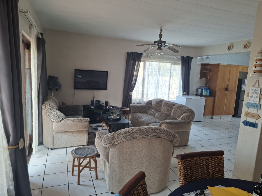 3 Bedroom Property for Sale in Uvongo Beach KwaZulu-Natal