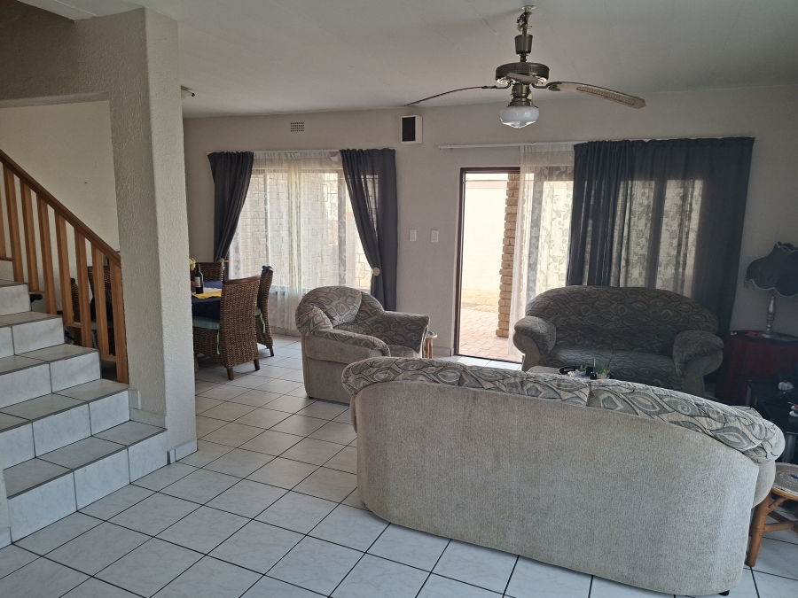 3 Bedroom Property for Sale in Uvongo Beach KwaZulu-Natal