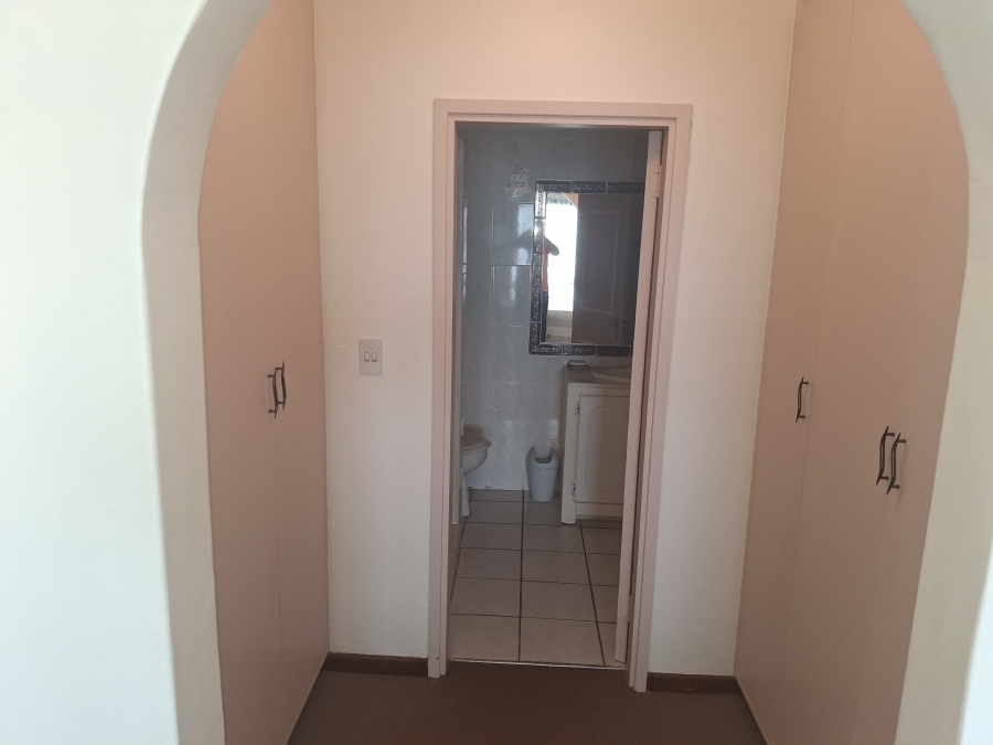 3 Bedroom Property for Sale in Uvongo Beach KwaZulu-Natal
