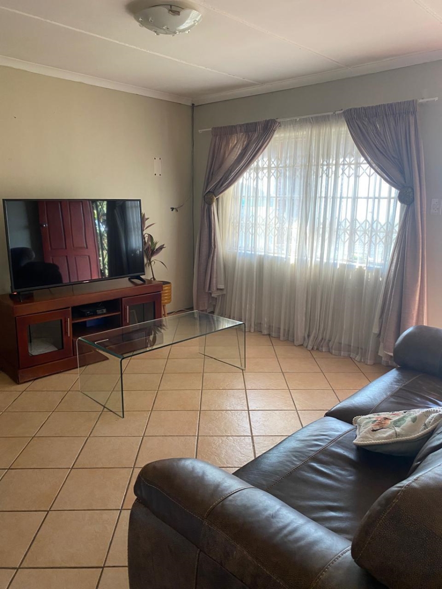 To Let 2 Bedroom Property for Rent in Lincoln Meade KwaZulu-Natal