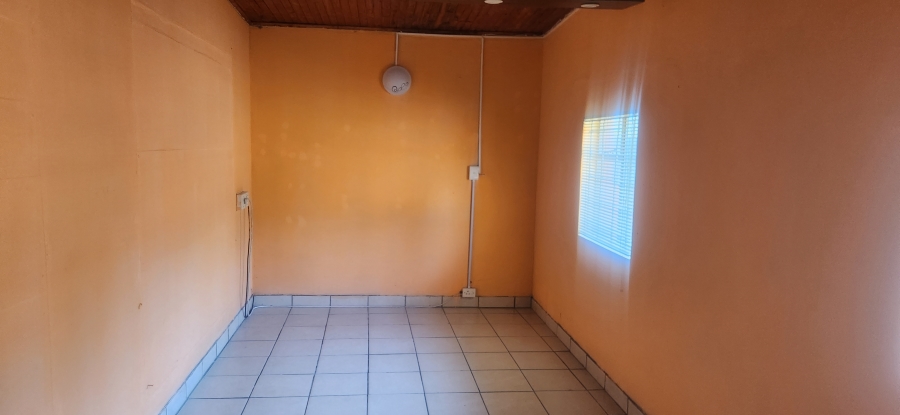 To Let 3 Bedroom Property for Rent in Pioneer Park KwaZulu-Natal