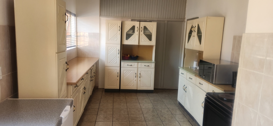 To Let 3 Bedroom Property for Rent in Pioneer Park KwaZulu-Natal