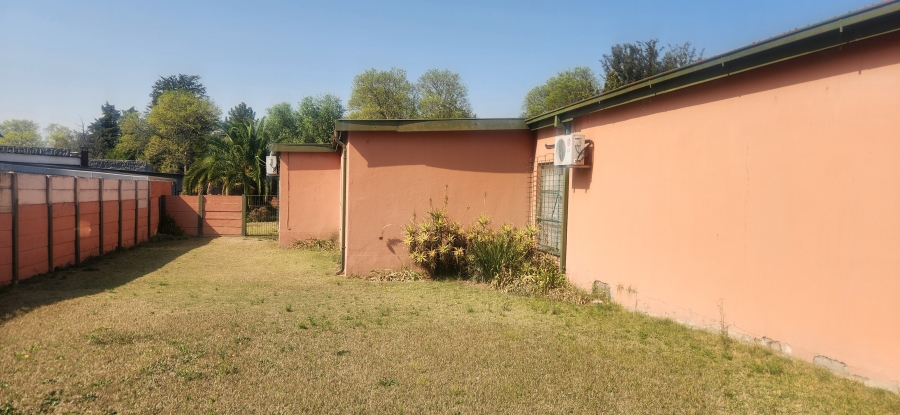 To Let 3 Bedroom Property for Rent in Pioneer Park KwaZulu-Natal