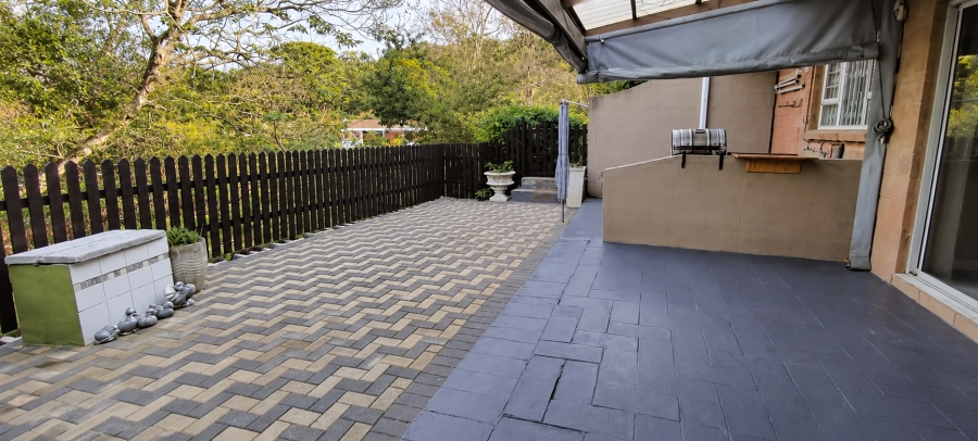 To Let 2 Bedroom Property for Rent in Amanzimtoti KwaZulu-Natal
