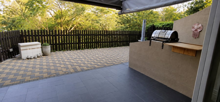 To Let 2 Bedroom Property for Rent in Amanzimtoti KwaZulu-Natal