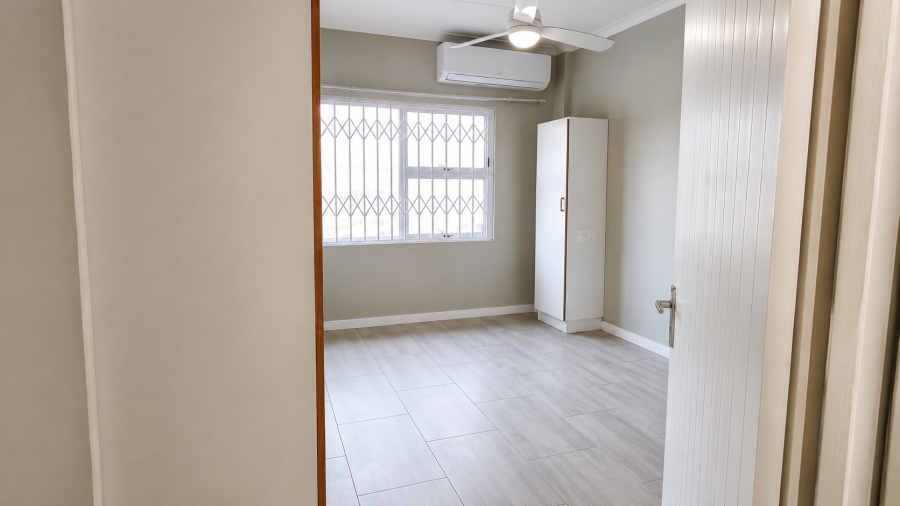 To Let 2 Bedroom Property for Rent in Amanzimtoti KwaZulu-Natal