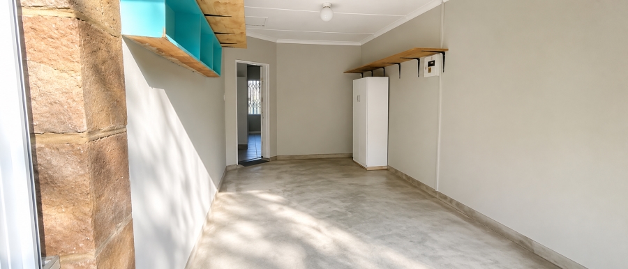 To Let 2 Bedroom Property for Rent in Amanzimtoti KwaZulu-Natal