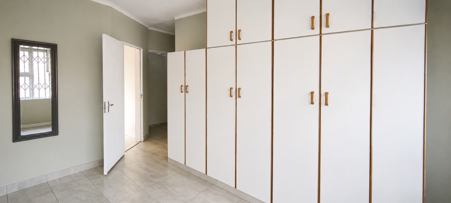 To Let 2 Bedroom Property for Rent in Amanzimtoti KwaZulu-Natal