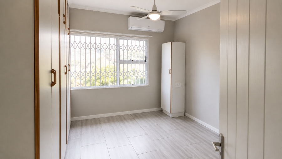 To Let 2 Bedroom Property for Rent in Amanzimtoti KwaZulu-Natal