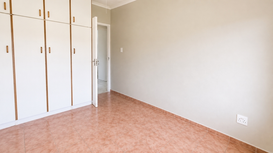 To Let 2 Bedroom Property for Rent in Amanzimtoti KwaZulu-Natal