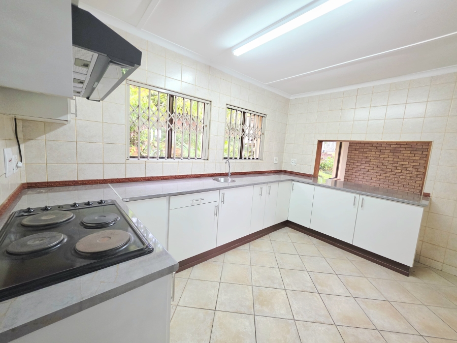 4 Bedroom Property for Sale in Panorama KwaZulu-Natal