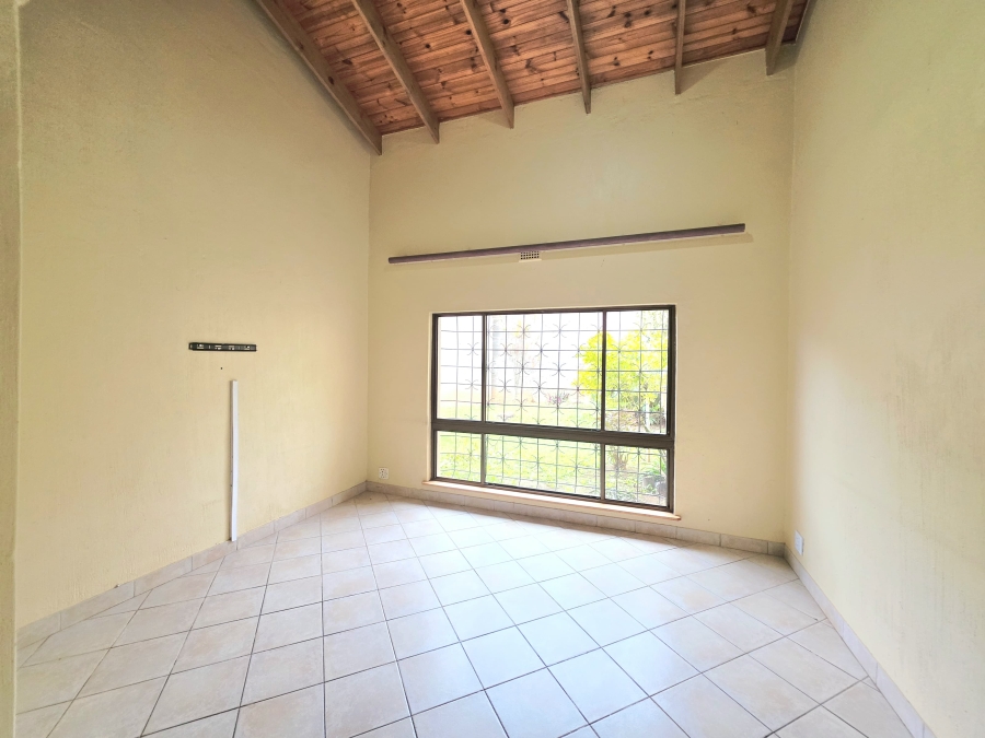 4 Bedroom Property for Sale in Panorama KwaZulu-Natal
