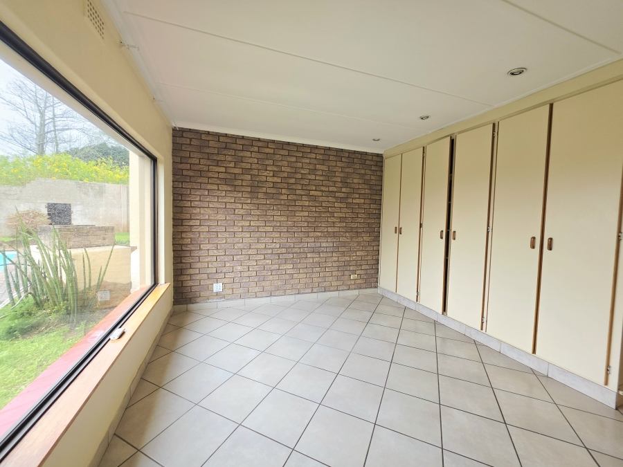 4 Bedroom Property for Sale in Panorama KwaZulu-Natal