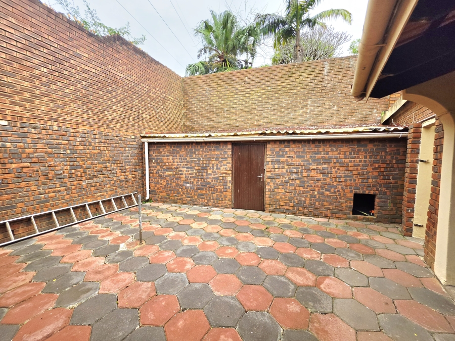 4 Bedroom Property for Sale in Panorama KwaZulu-Natal