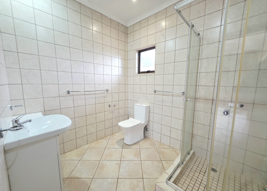 4 Bedroom Property for Sale in Panorama KwaZulu-Natal