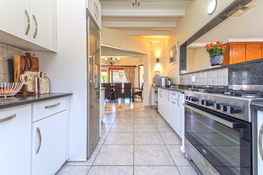 4 Bedroom Property for Sale in Chiltern Hills KwaZulu-Natal
