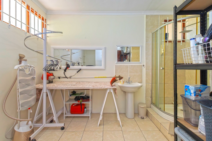 4 Bedroom Property for Sale in Chiltern Hills KwaZulu-Natal