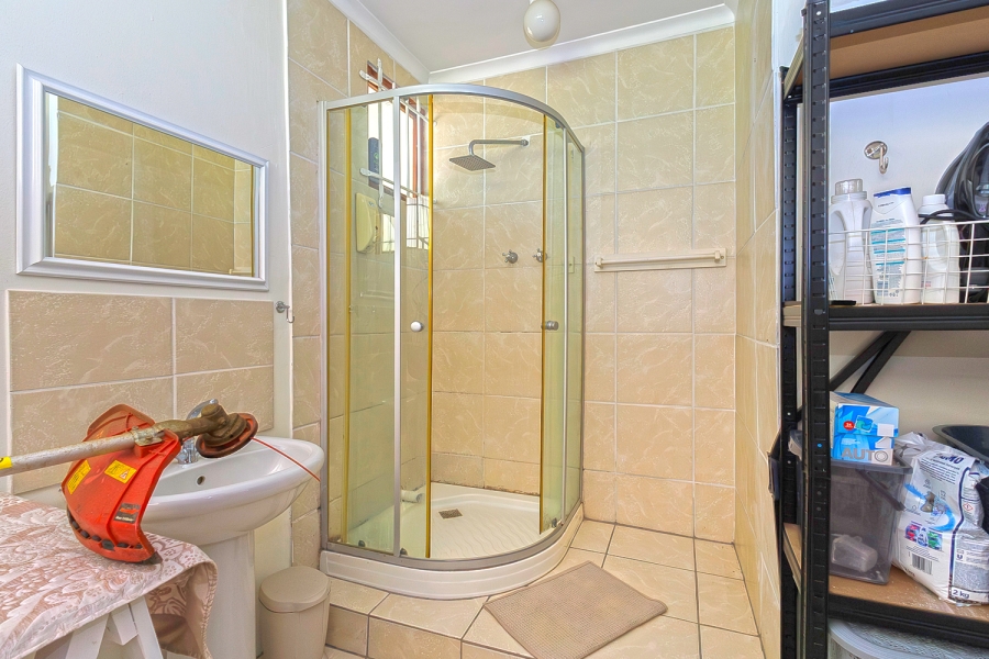 4 Bedroom Property for Sale in Chiltern Hills KwaZulu-Natal