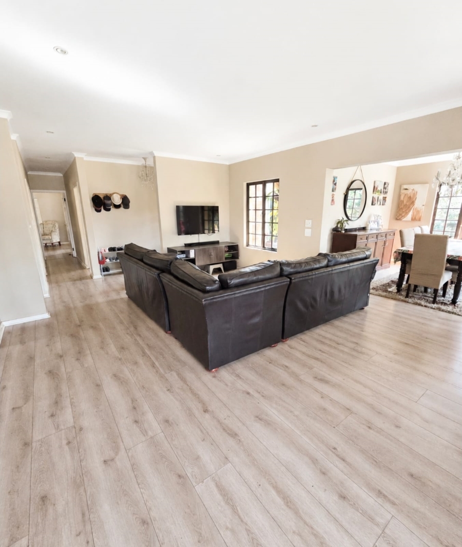 3 Bedroom Property for Sale in Clifton Hill Estate KwaZulu-Natal